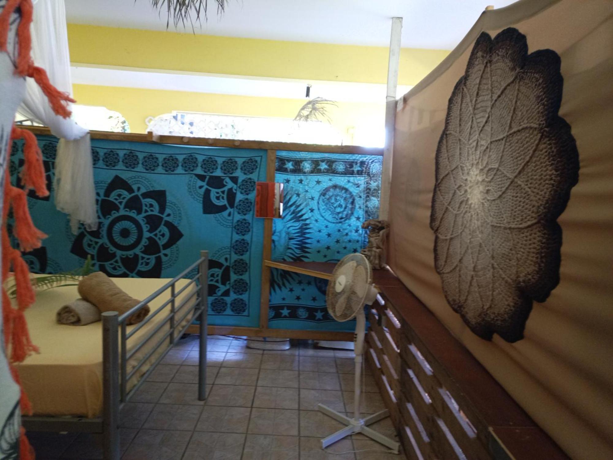 サント・ローズHappy Hippies Houseアパートメント 部屋 写真